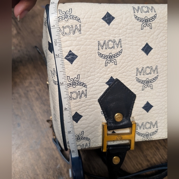 MCM White and Blue Crossbody Bag with Elegant Design - Picture 7 of 14